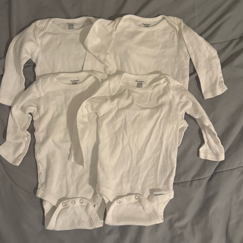 Great Condition! Set of 4 White Baby Onesies, 6-9 Months